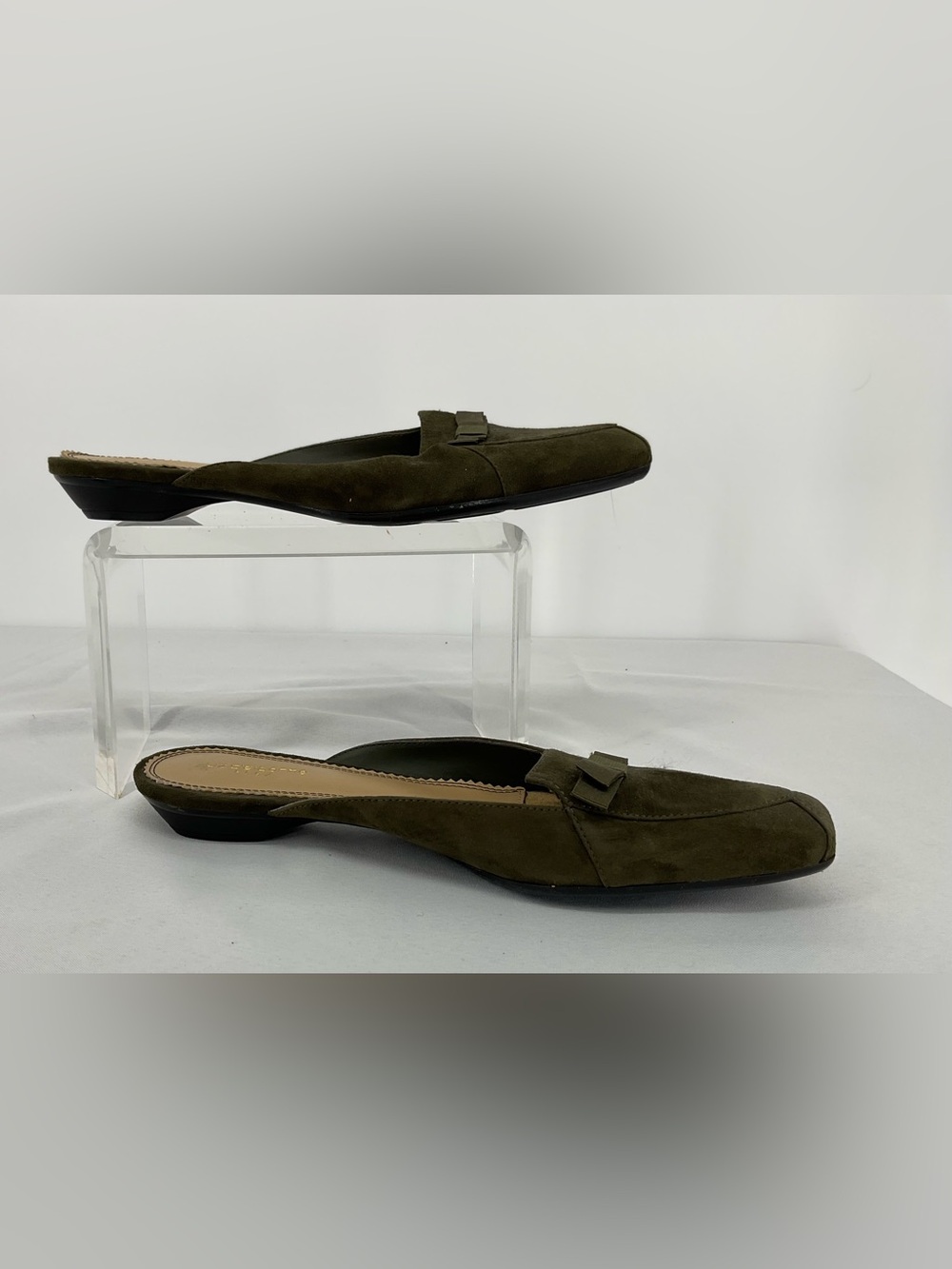 Liz Claiborne Olive Green Suede Slip-On Bow Loafer Mules Size 8.5